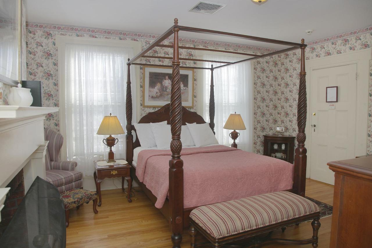 Hopewell Junction Bykenhulle House Bed And Breakfast מראה חיצוני תמונה