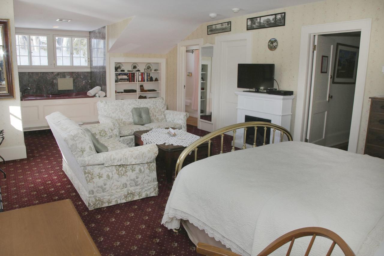 Hopewell Junction Bykenhulle House Bed And Breakfast מראה חיצוני תמונה